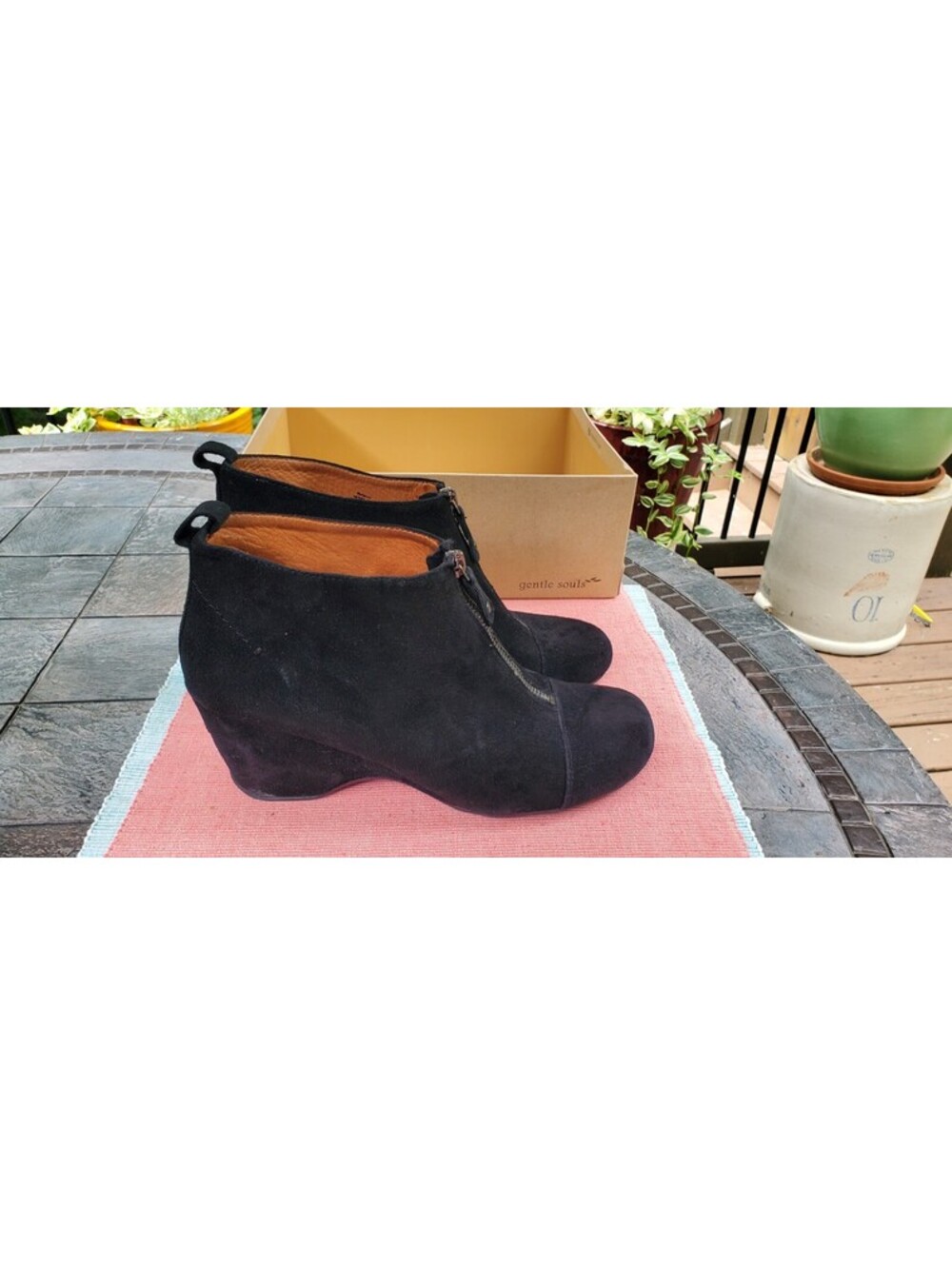 Kenneth Cole Gentle Souls Womens Ridgual Boot Size 9 Black Suede Wedge Bootie